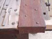 Rivestimento allungo con lamiera di ferro arrugginito