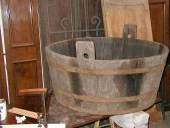 Mastella in rovere prima del restauro