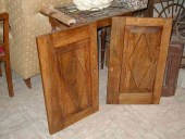 5)Coppia di ante in noce..