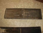 Dettaglio stipo pre-restauro.