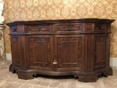 Riuso di vecchia credenza in stile