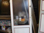 Porta restaurata vista posteriore