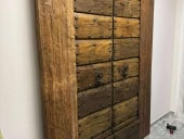 Portone antico scorrevole chiude cabina armadio