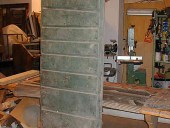 Un battente del portone prima del restauro.