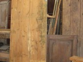 Vecchia porta da trasformare in shabby, durante il restauro