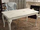 Tavola antica in shabby chic