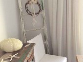 La scala in shabby in un interior design di tendenza