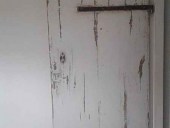 Portone in shabby collocato nella cucina